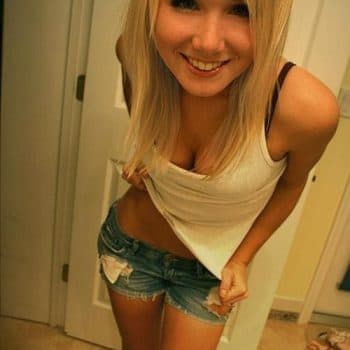 Kheira Rencontre bdsm Aigle