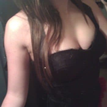 Monica - Rencontre BDSM à Miège Profil de Monica, 35 ans, Rencontre BDSM à Miège (Valais)