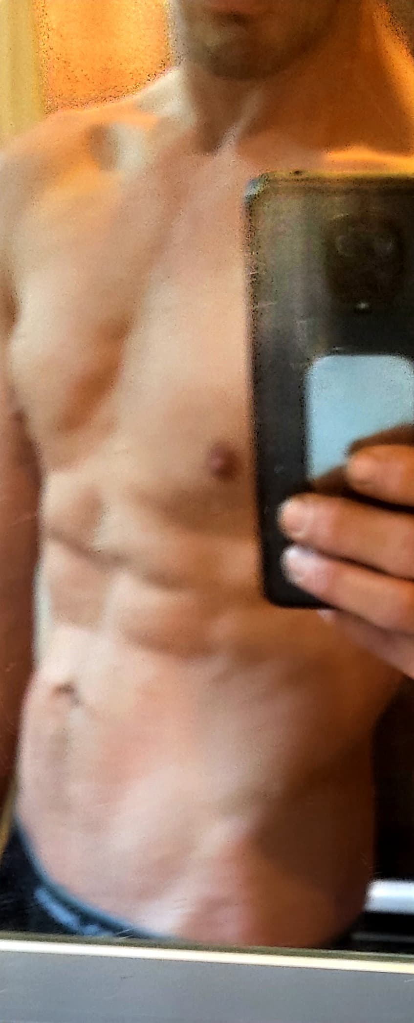 Hassan - Rencontre BDSM à Aire-la-Ville Profil de Hassan, 32 ans, Rencontre BDSM à Aire-la-Ville (Genève)