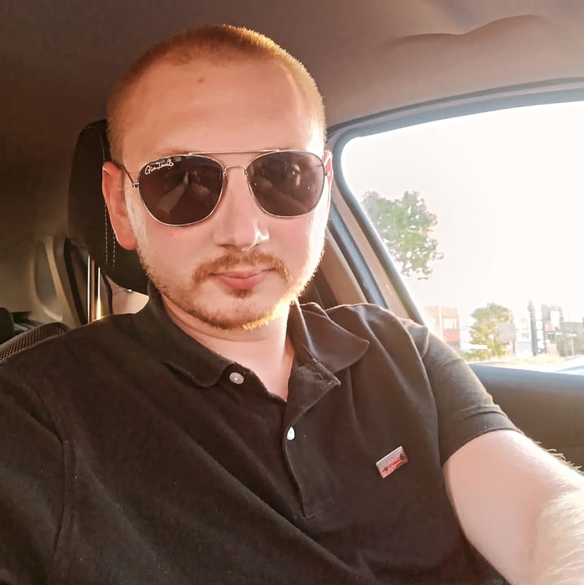 Hazel Rencontre bdsm Corzoneso