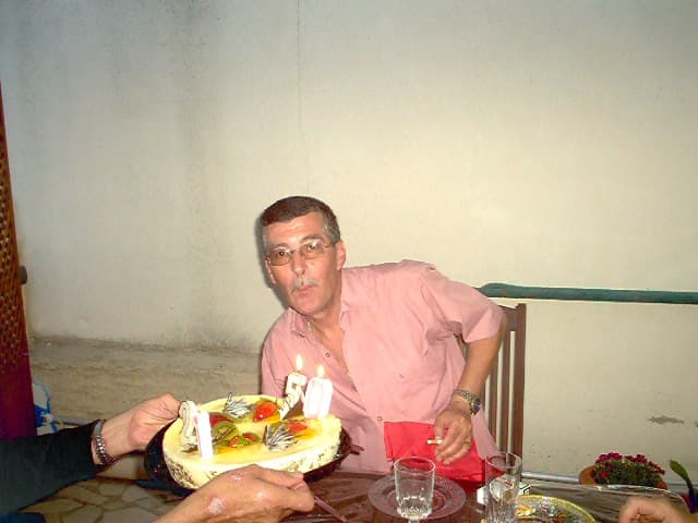 Wesley - Rencontre BDSM à Ladir Profil de Wesley, 36 ans, Rencontre BDSM à Ladir (Grisons)