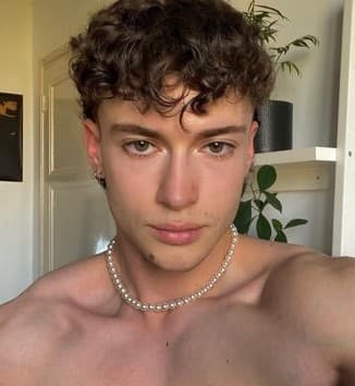 Profil de Ali, 42 ans, Rencontre BDSM à Rothenbrunnen (Grisons)