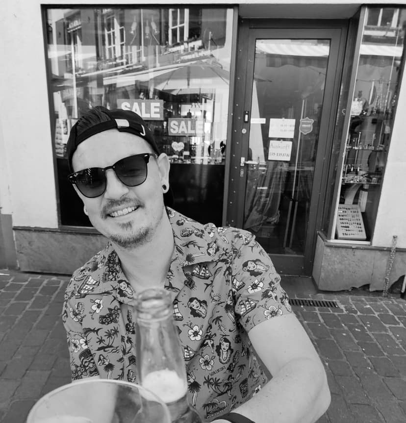 Logan Rencontre bdsm Klosters