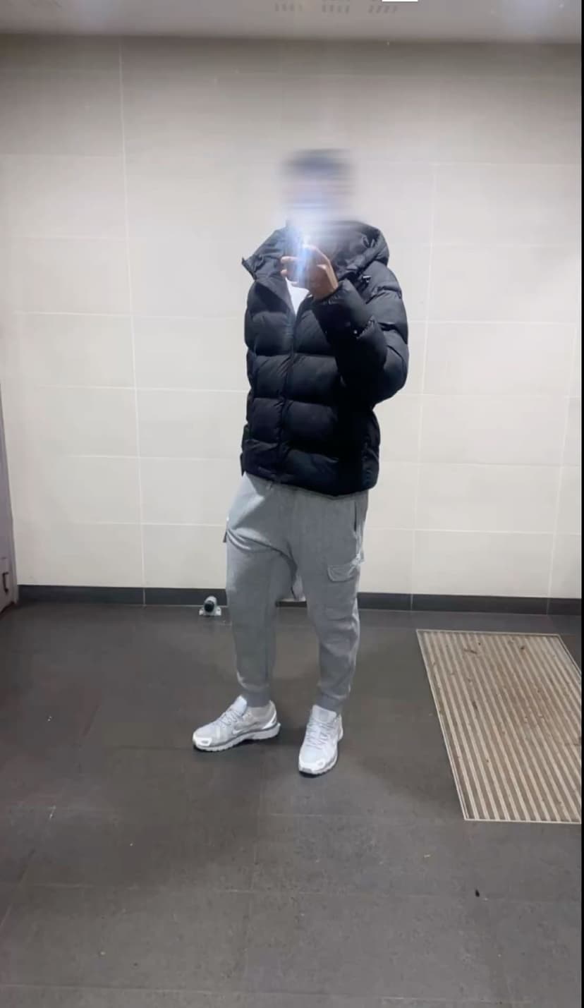 Wayne Rencontre bdsm Stierva