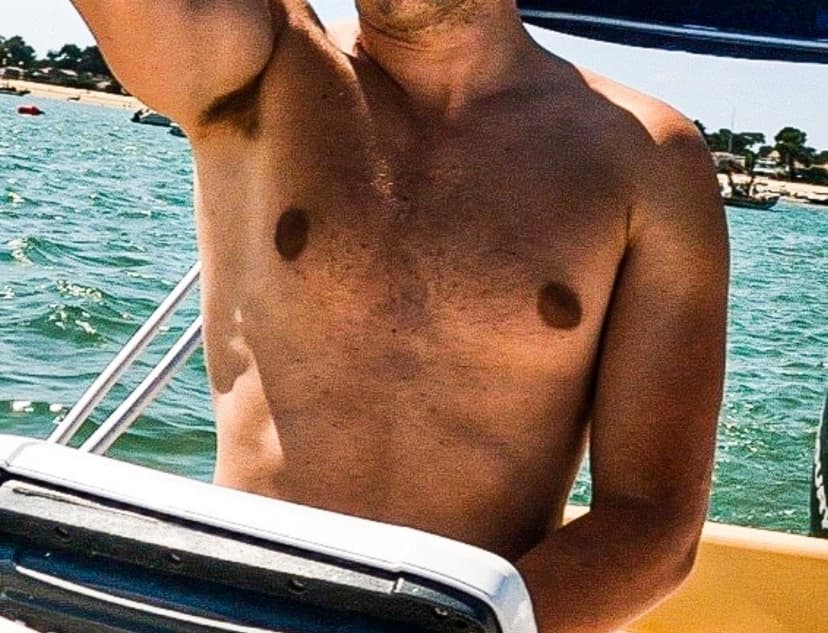 Malek Rencontre bdsm Pragg-Jenaz