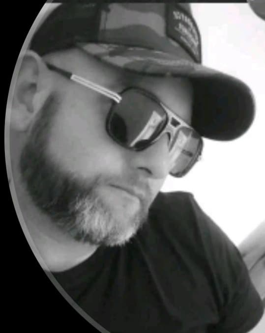 Enea - Rencontre BDSM à Auw Profil de Enea, 33 ans, Rencontre BDSM à Auw (Argovie)