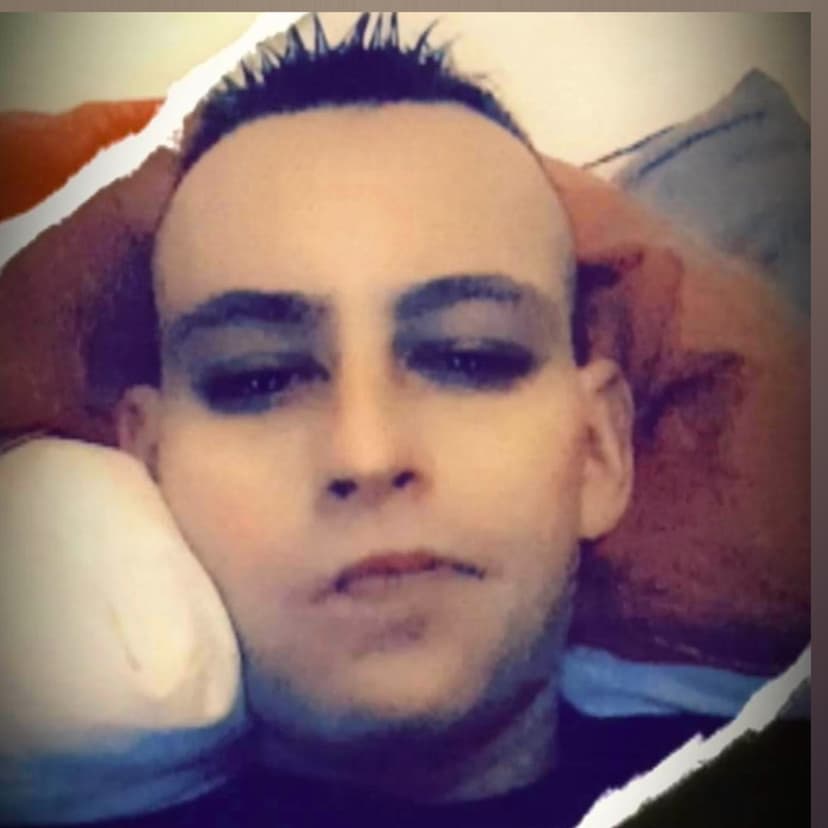 Tenzin Rencontre bdsm Nürensdorf