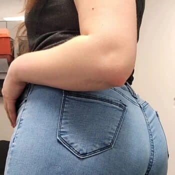 Profil de Adeline, 32 ans, Rencontre BDSM à Ebersol (Saint-Gall)