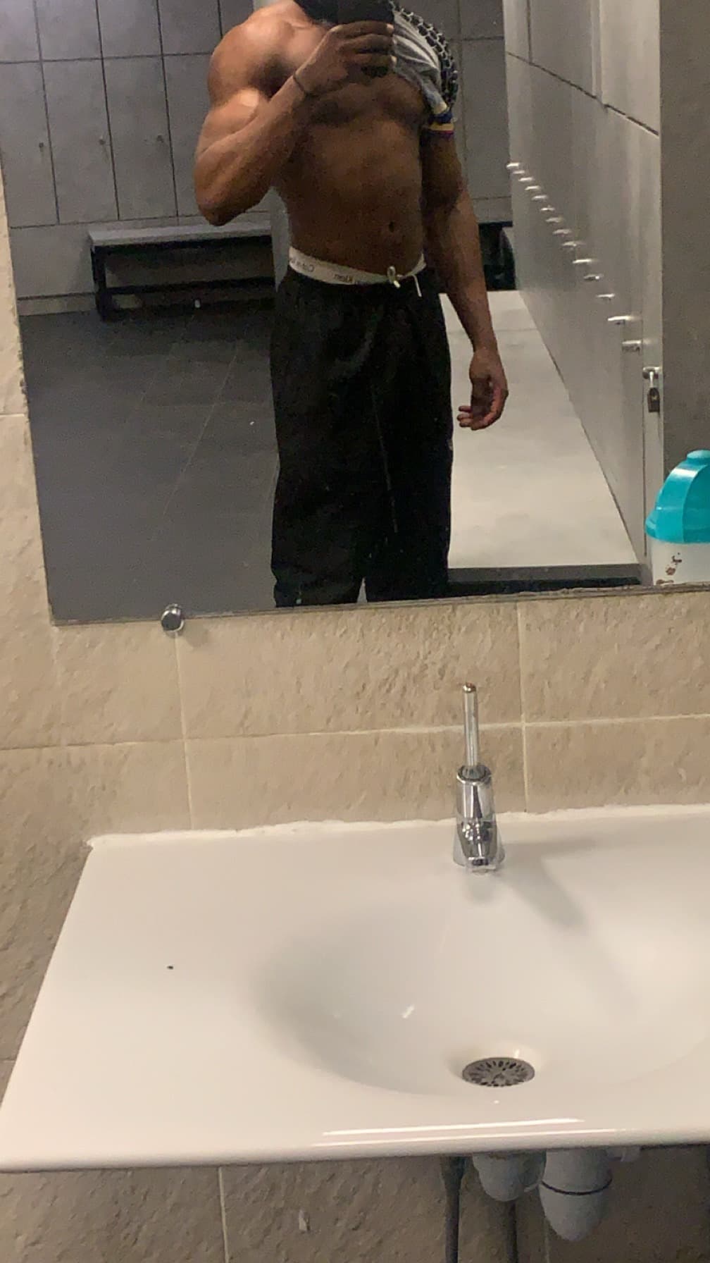 Profil de Henri, 37 ans, Rencontre BDSM à Oberfrittenbach (Berne)