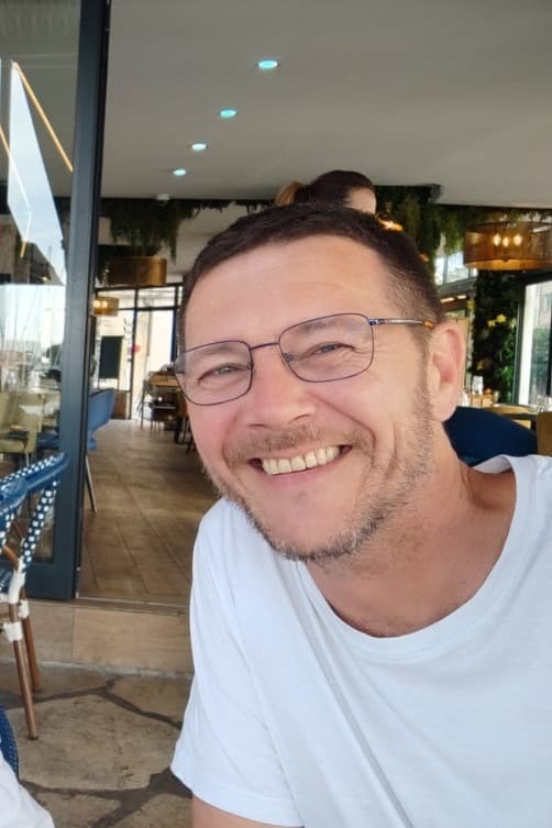 Elliott - Rencontre BDSM à Gohl Profil de Elliott, 42 ans, Rencontre BDSM à Gohl (Berne)