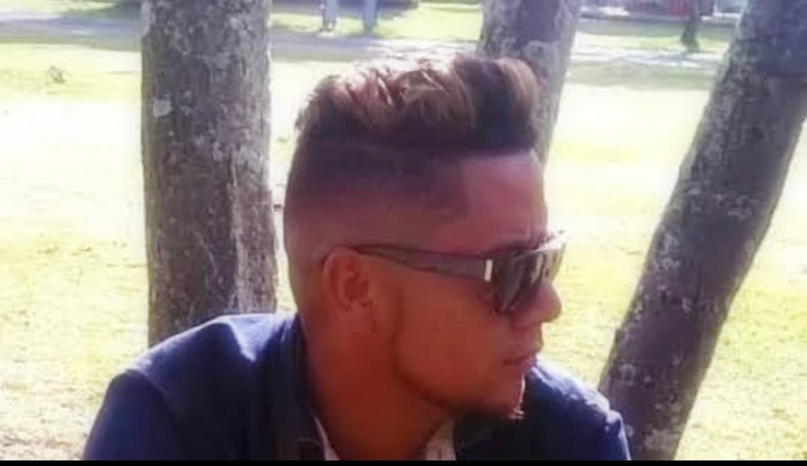 Profil de Azad, 27 ans, Rencontre BDSM à Sassel (Fribourg)