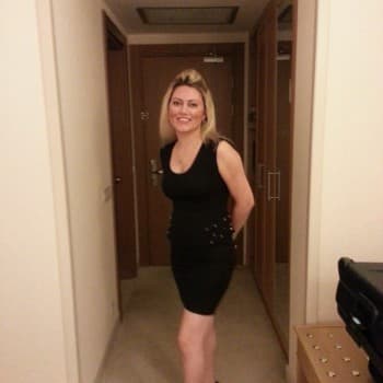 Albane - Rencontre BDSM à Guntershausen b. Berg Profil de Albane, 40 ans, Rencontre BDSM à Guntershausen b. Berg (Thurgovie)