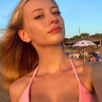 Lia - Rencontre BDSM à Agarn Profil de Lia, 32 ans, Rencontre BDSM à Agarn (Valais)