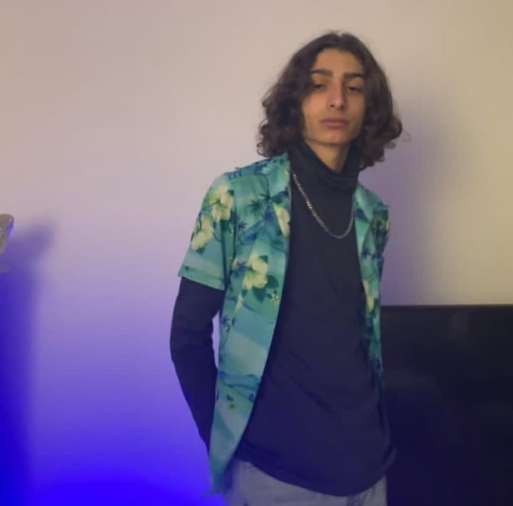 Ryan - Rencontre BDSM à Lausen Profil de Ryan, 31 ans, Rencontre BDSM à Lausen (Bâle-Campagne)