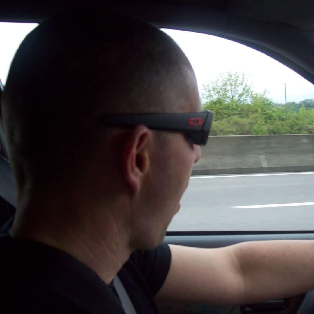 Charlie - Rencontre BDSM à Arch Profil de Charlie, 41 ans, Rencontre BDSM à Arch (Berne)