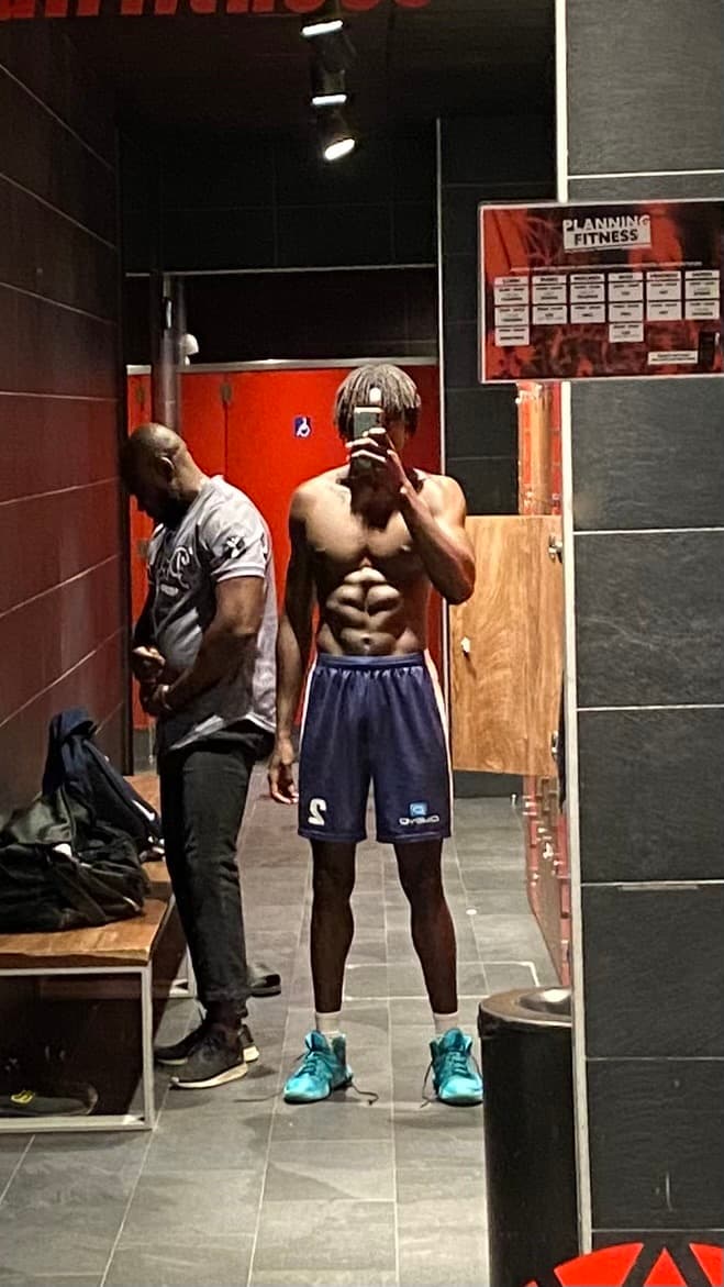 Yazid Rencontre bdsm Kalpetran