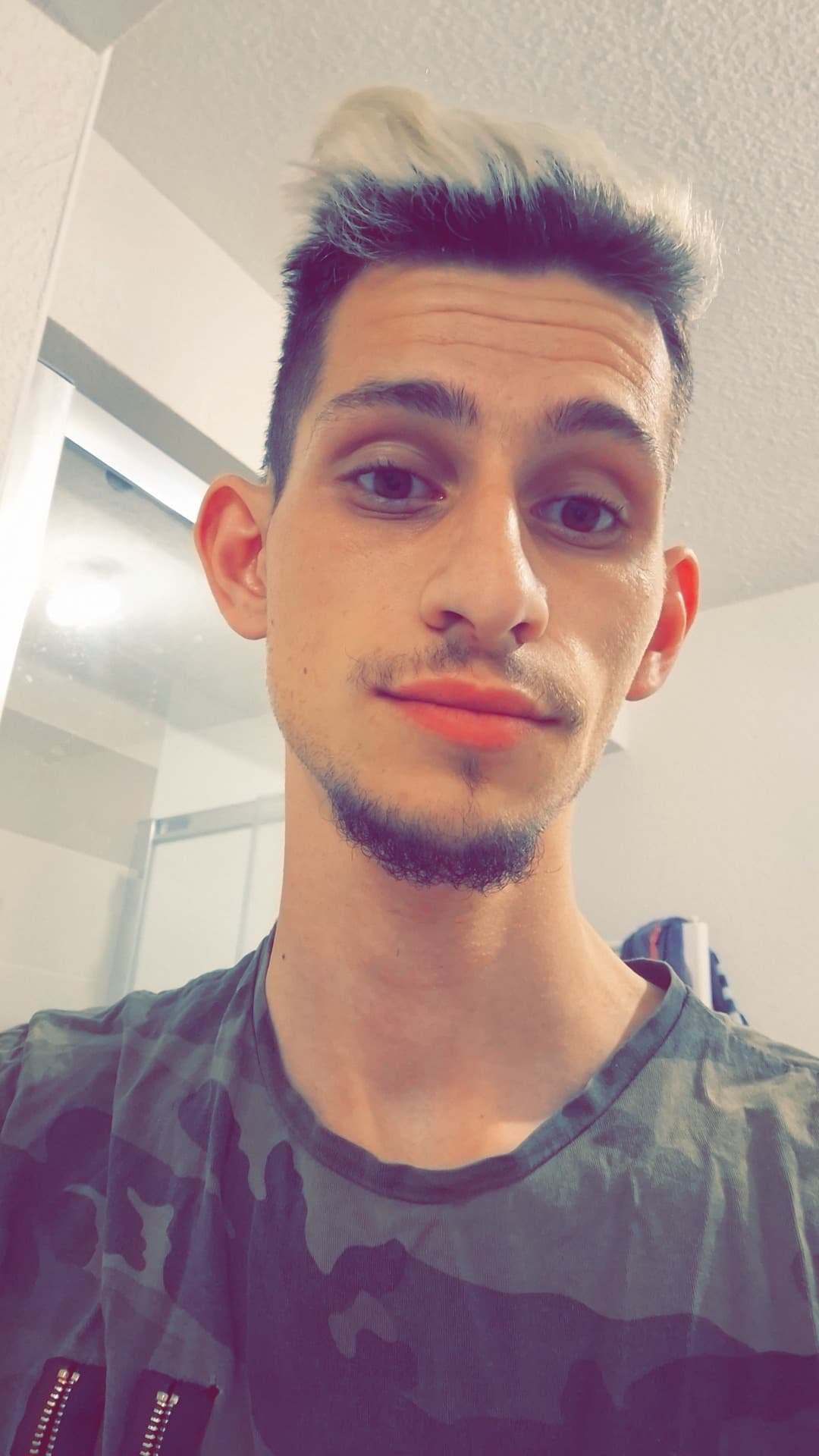 Léonce - Rencontre BDSM à Autavaux Profil de Léonce, 39 ans, Rencontre BDSM à Autavaux (Fribourg)