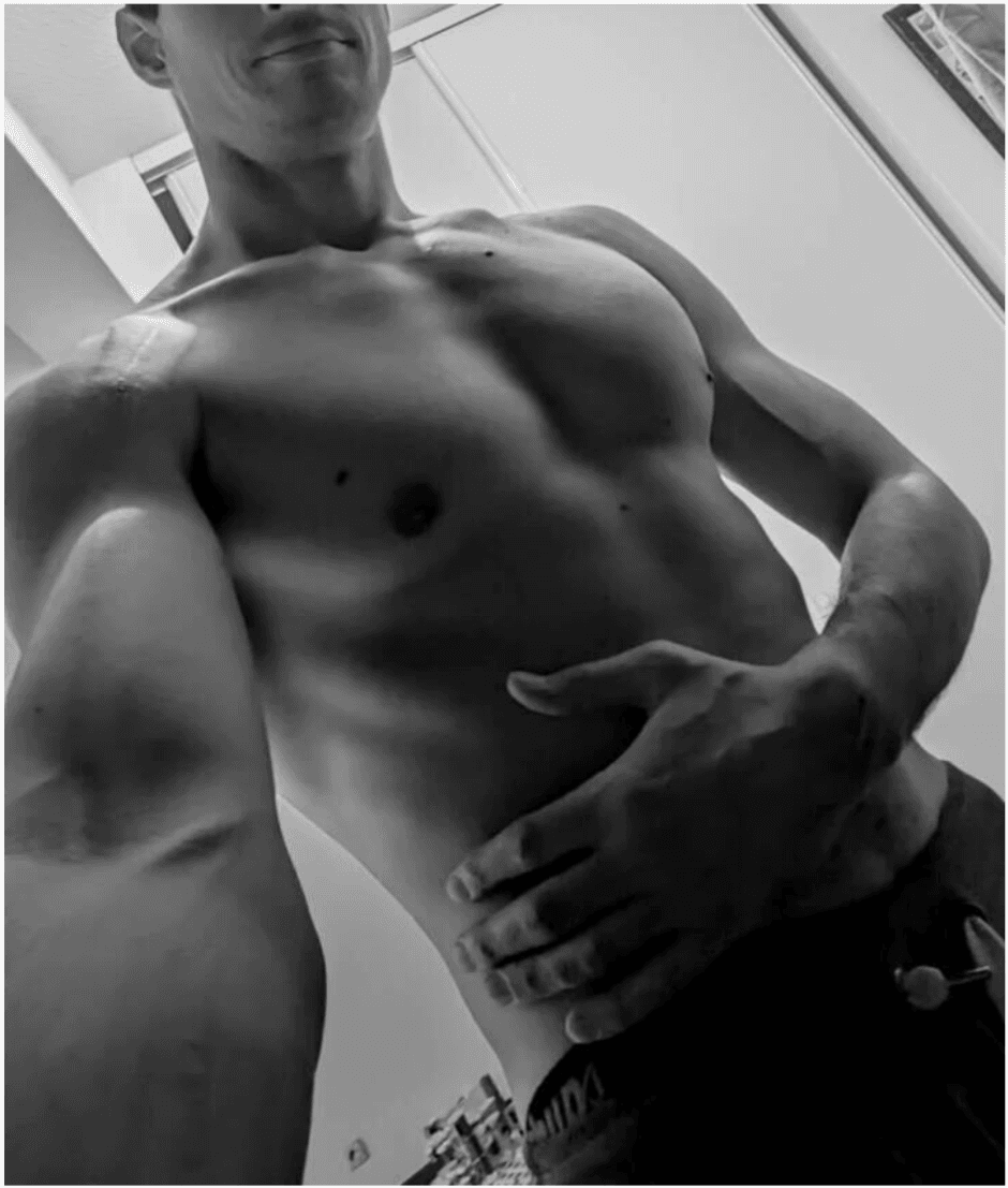 Kayden - Rencontre BDSM à Bottens Profil de Kayden, 31 ans, Rencontre BDSM à Bottens (Vaud)