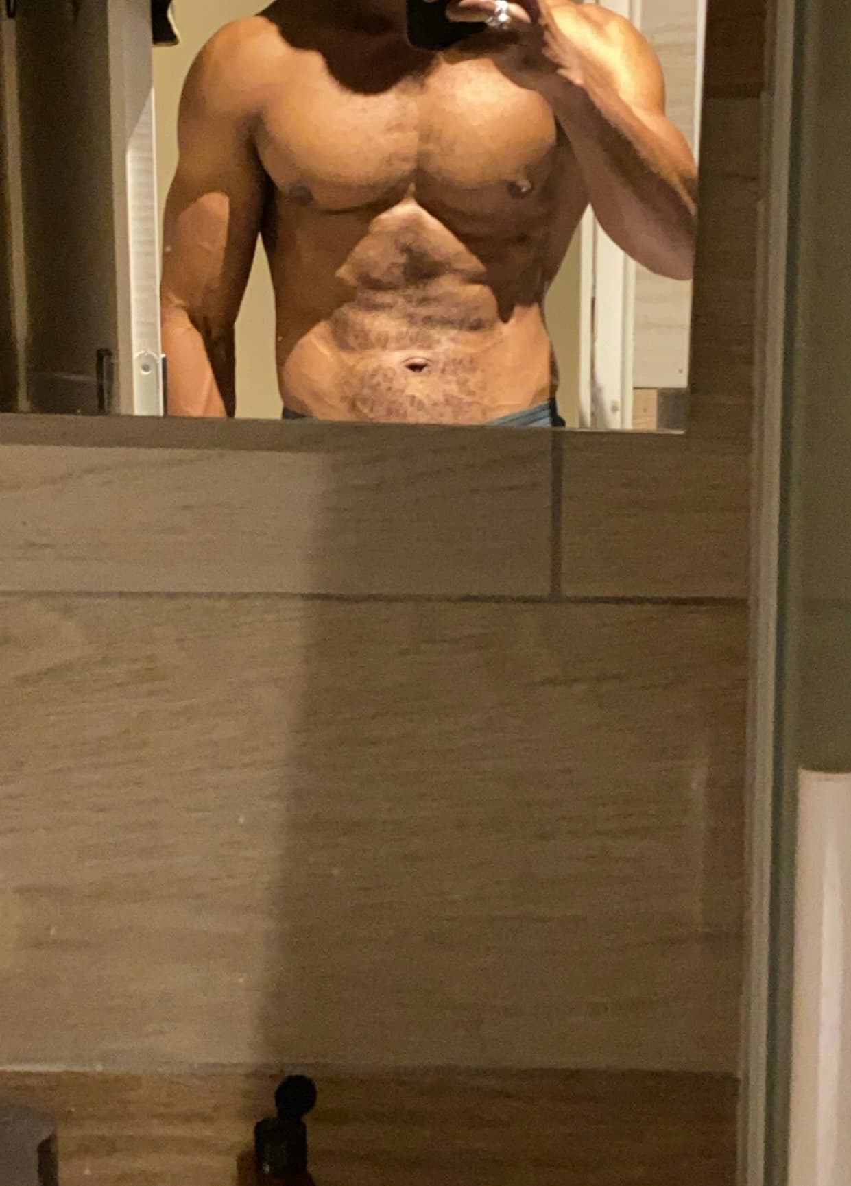 Alex - Rencontre BDSM à Hattenhausen Profil de Alex, 26 ans, Rencontre BDSM à Hattenhausen (Thurgovie)