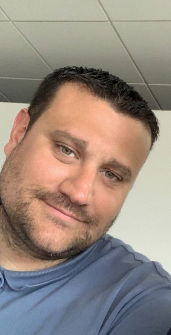 Francisco - Rencontre BDSM à Eggersriet Profil de Francisco, 31 ans, Rencontre BDSM à Eggersriet (Appenzell Rhodes-Extérieures)