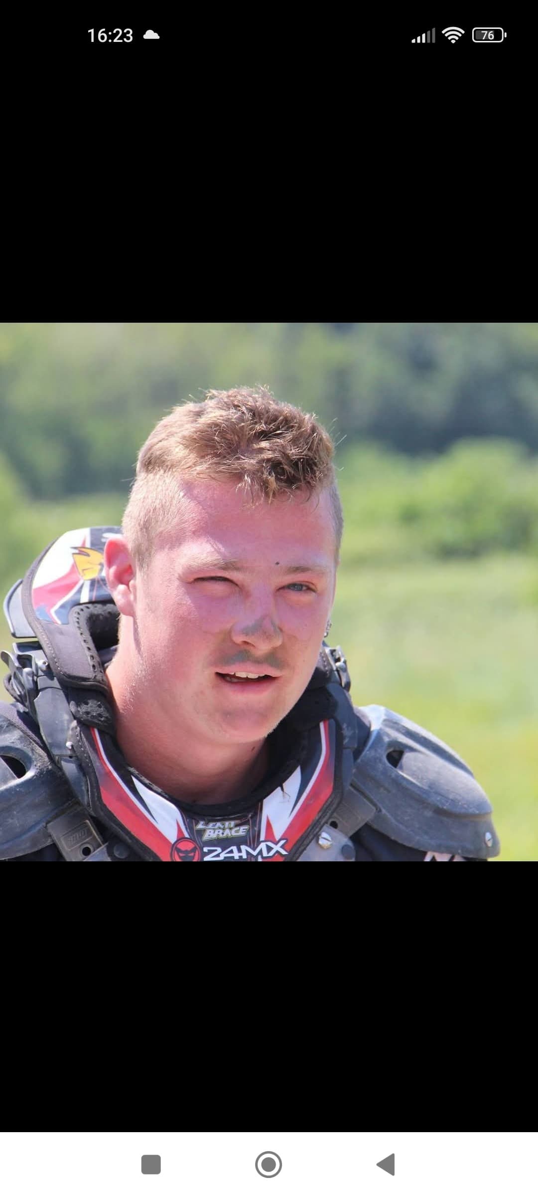 Elios - Rencontre BDSM à Pragg-Jenaz Profil de Elios, 42 ans, Rencontre BDSM à Pragg-Jenaz (Grisons)