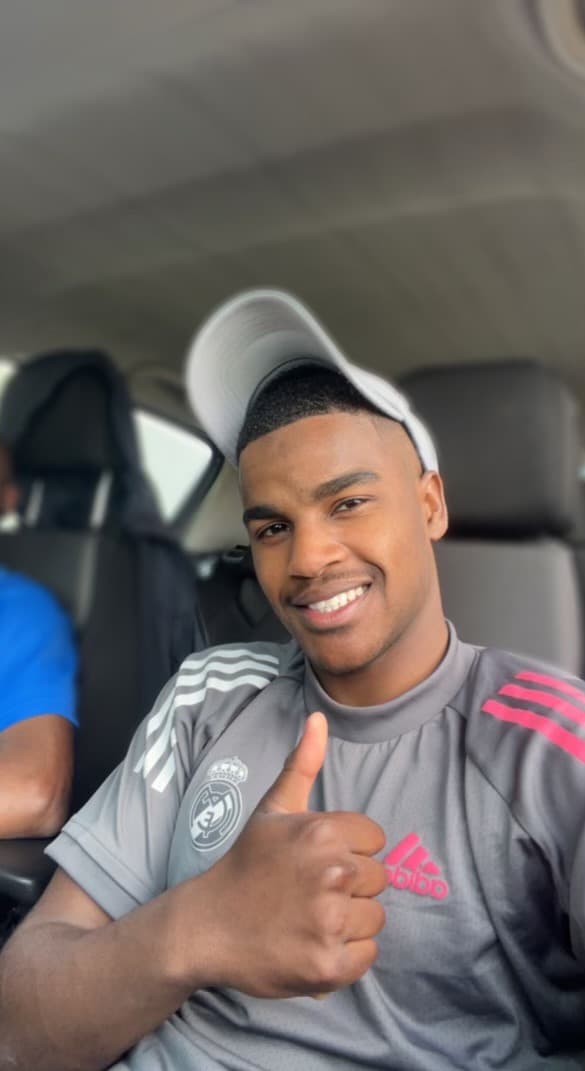 Mewen - Rencontre BDSM à Berlens Profil de Mewen, 30 ans, Rencontre BDSM à Berlens (Fribourg)