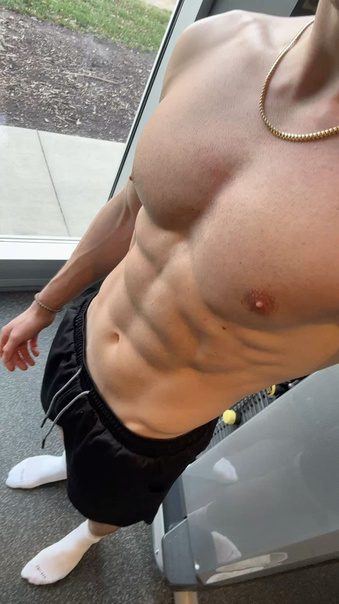 Mohammed - Rencontre BDSM à Mühledorf SO Profil de Mohammed, 32 ans, Rencontre BDSM à Mühledorf SO (Soleure)