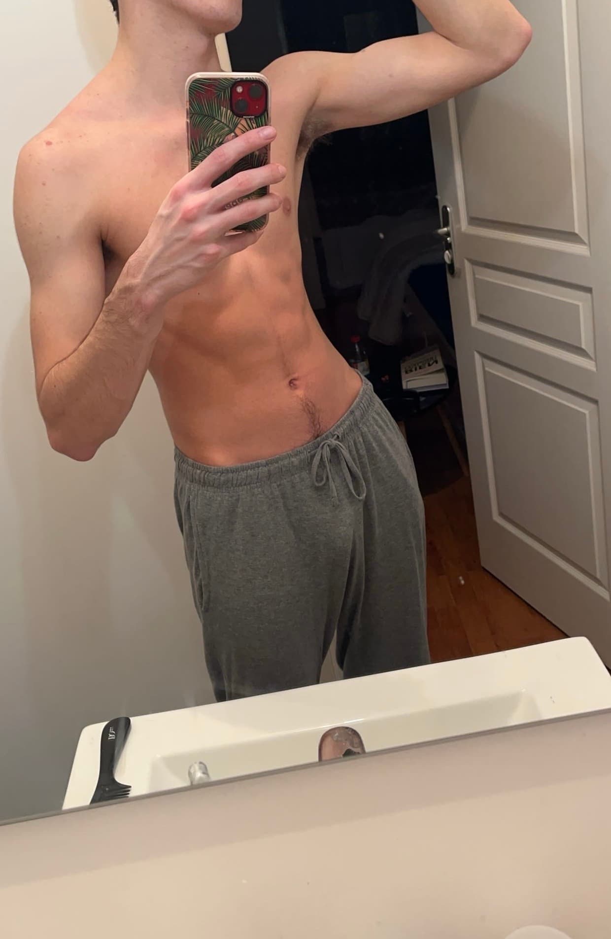 Andrew - Rencontre BDSM à Campo (Vallemaggia) Profil de Andrew, 44 ans, Rencontre BDSM à Campo (Vallemaggia) (Tessin)