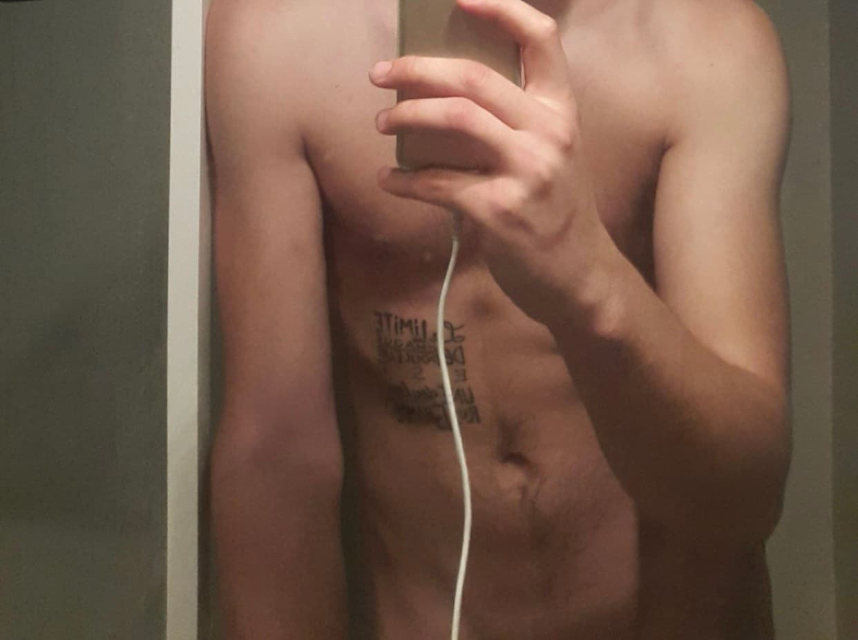 Riad - Rencontre BDSM à Blauen Profil de Riad, 39 ans, Rencontre BDSM à Blauen (Bâle-Campagne)