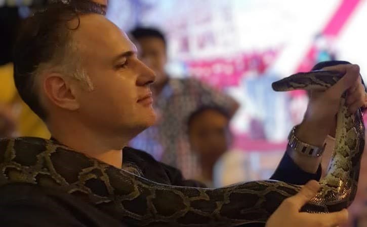 Caleb - Rencontre BDSM à Bönigen b. Interlaken Profil de Caleb, 33 ans, Rencontre BDSM à Bönigen b. Interlaken (Berne)