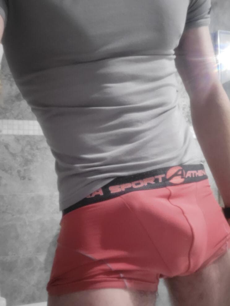 Ilhan - Rencontre BDSM à Braunau Profil de Ilhan, 31 ans, Rencontre BDSM à Braunau (Thurgovie)