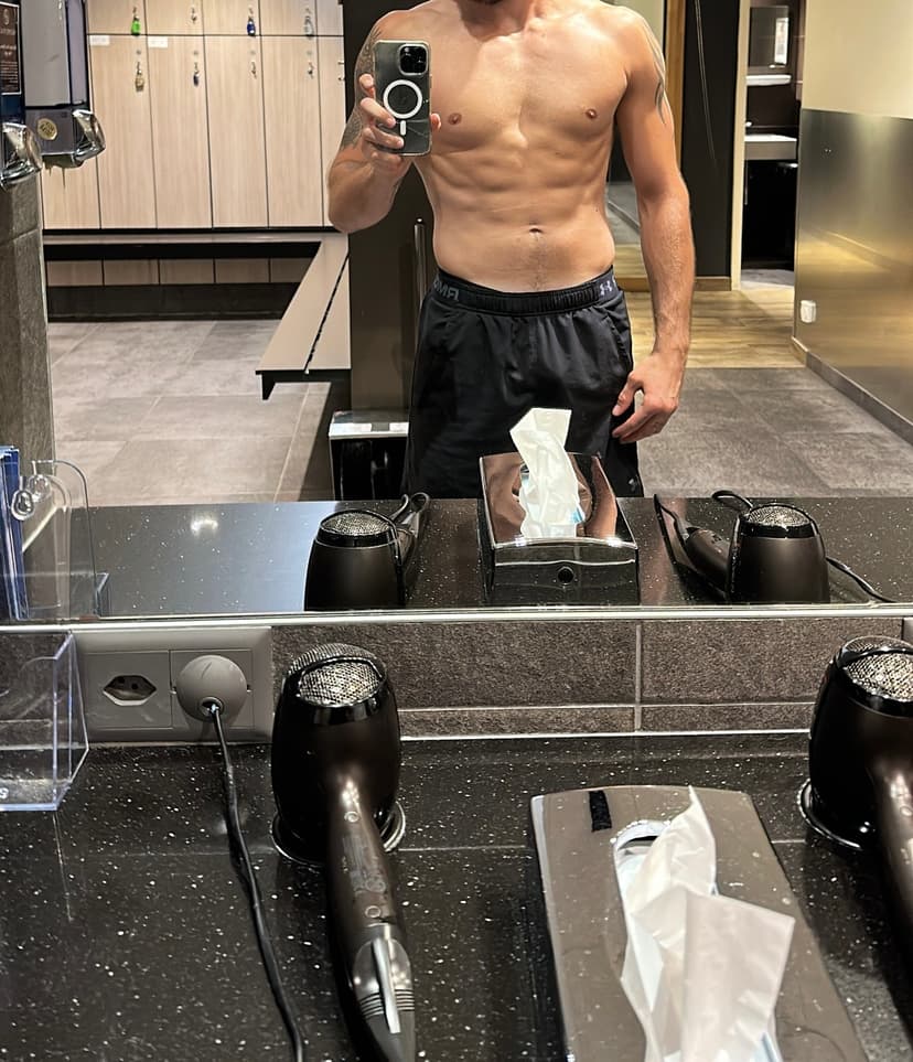 Kyle Rencontre bdsm Kleindietwil