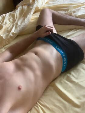 Victor Rencontre bdsm Saclentse