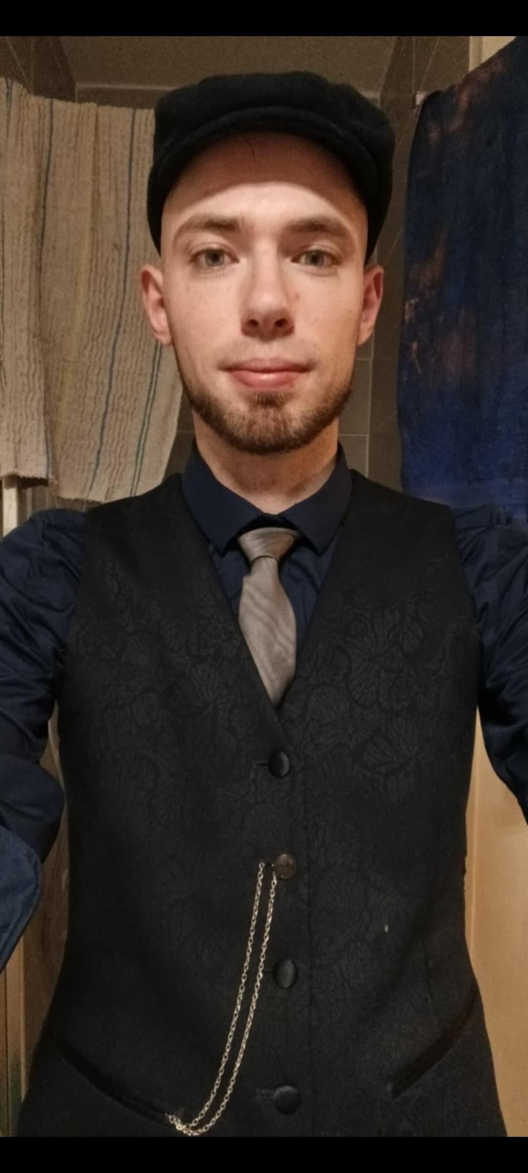 Kerem - Rencontre BDSM à Oberwil BL Profil de Kerem, 26 ans, Rencontre BDSM à Oberwil BL (Bâle-Campagne)